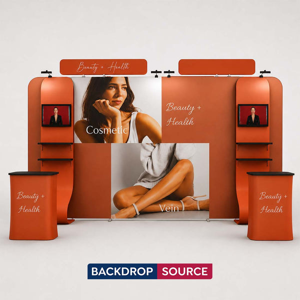 Kit de stand 3x6m avec mur de fond 6m, étagères TV en cascade et comptoirs