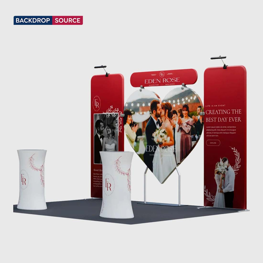 Kit de stand 3x3m avec fond en forme de cœur et 2 comptoirs ovales