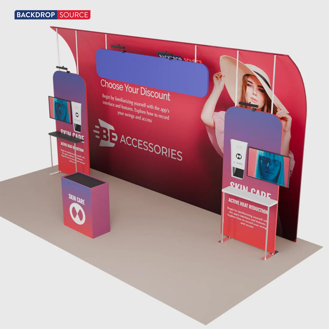 Kit de stand 6x3m avec tours incurvées, étagères et enseigne suspendue