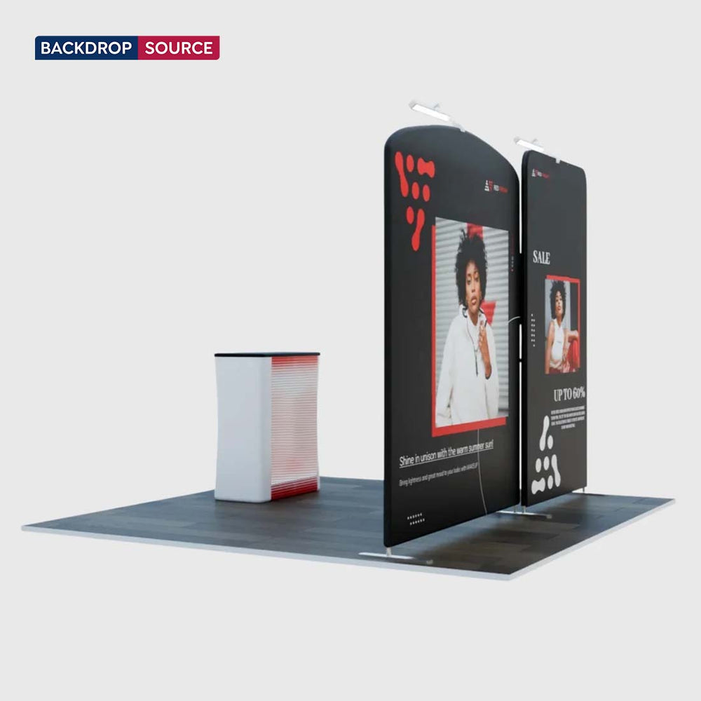 Kit de stand 3x3m avec murs droits et inclinés, comptoir et support TV