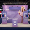 Kit de stand 6x3m avec tours incurvées, étagères et enseigne suspendue