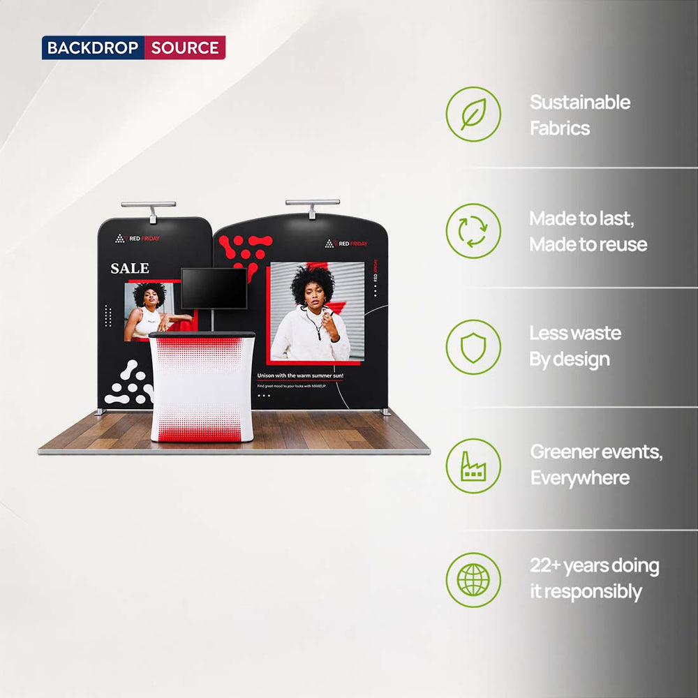 Kit de stand 3x3m avec murs droits et inclinés, comptoir et support TV