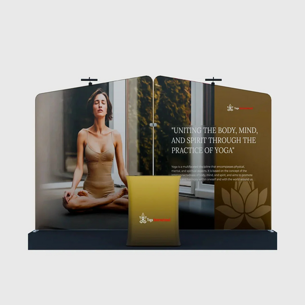 Kit de stand 3x3 m avec deux murs inclinés et comptoir
