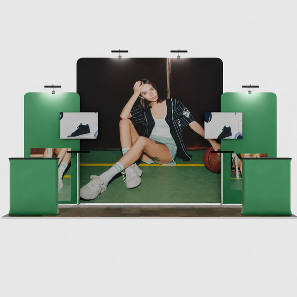 Kit de stand droit 6x3m avec mur central haut et 2 comptoirs