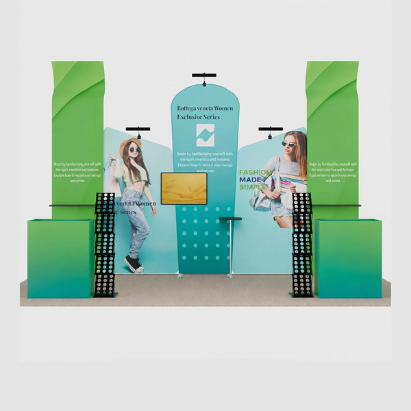 Kit de stand 3x6m avec parois inclinées, présentoirs à étagères 3D et 2 comptoirs